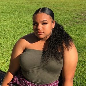 Meet your Posher, Ariana